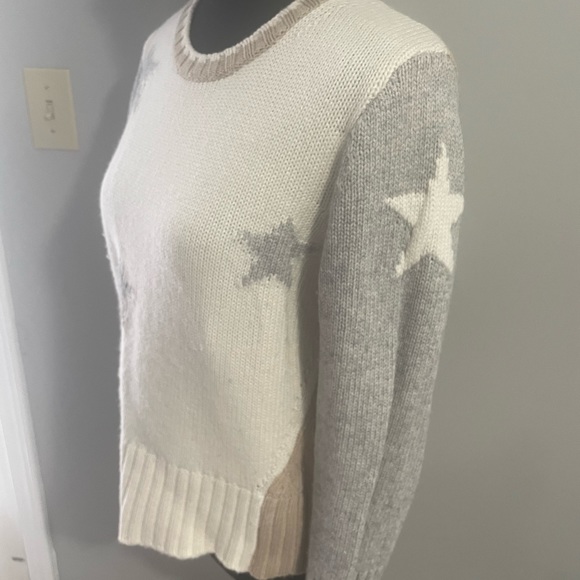 Splendid color block sweater in size small - Picture 2 of 9